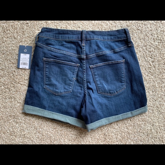 Jean Shorts - Picture 5 of 6